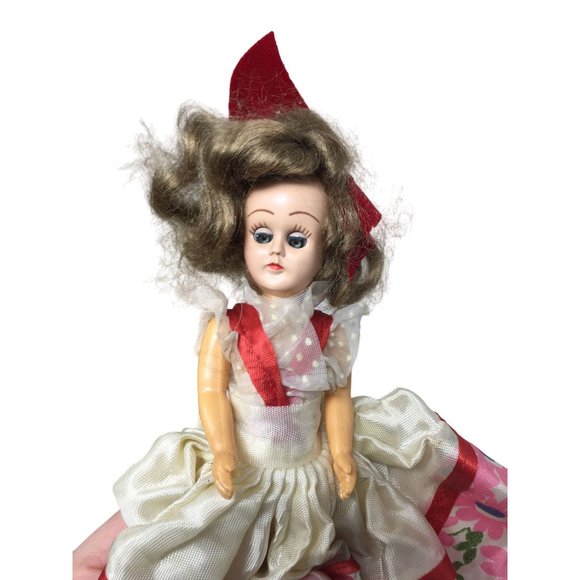 Vintage Collectible Doll Wearing Floral Printed Dress- Dirty Blonde Hair - Picture 2 of 7